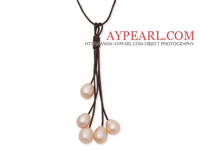 Einfachen Stil 10-11mm rosa Süßwasser Perle Leder Quaste Halskette mit Kaffee braun Leder