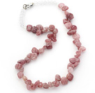Rosa Series unregelmäßige Form Top gebohrt Strawberry Quarz und Kristall Halskette