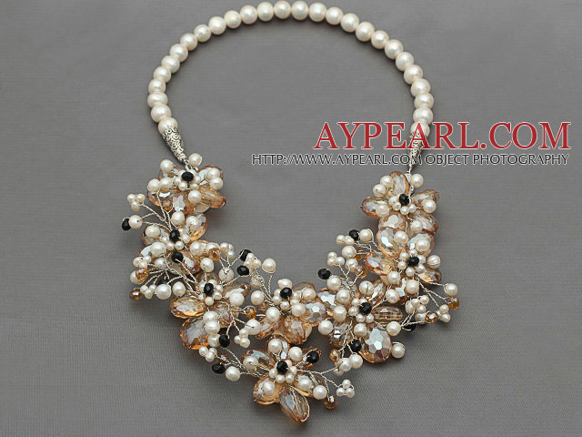 White Pearl γλυκού νερού και χρώμα σαμπάνιας κρύσταλλο λουλούδι πλεκτά κολιέ