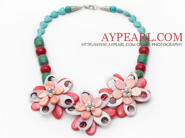 Assorted Green Turquoise and Alaqueca and Pearl Shell Flower Necklace