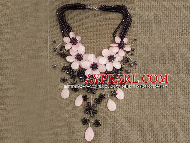 Underbara uttalande Multi Layer Crystal Rose Quartz Flower Party halsband