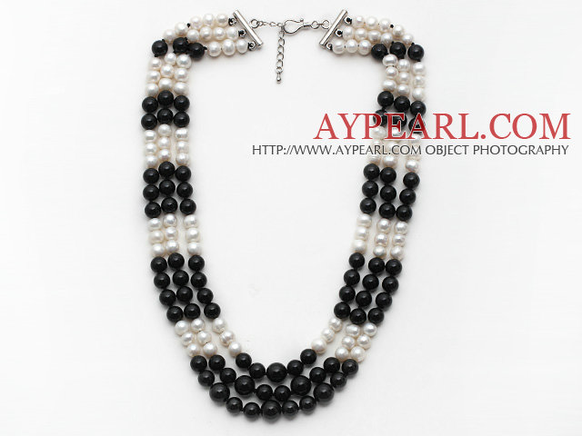 Multi Strands hvit ferskvannsperle og svart Agate halskjede med uttrekkbare kjeden