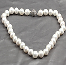 Fashion Single Strand 12Mm White Round Seashell Beads Necklace With Rhinestone Magnetic Clasp