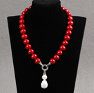 Elegent Style Potato Shape Red Seashell Beaded Knotted Necklace with Red Seashell Pendant