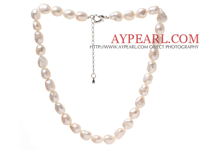 Fashion Enkelt Strand 9 - 10mm Natural White barokk Ferskvann Pearl Beaded Halskjede med hjerte Clasp ( No Box)