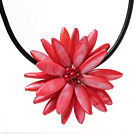 Wholesale Classic Natural Red Series Freshwater Pearl Shell Flower Party Necklace With Black Leather