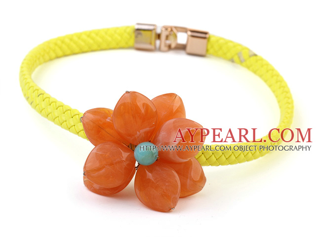 Nydelig Enkelt Orange Akryl Flower choker kjede med Yellow Leather