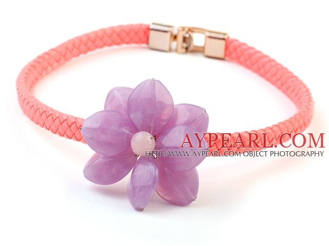 Belle acrylique Violet Collier ras du cou fleur unique avec cuir rose