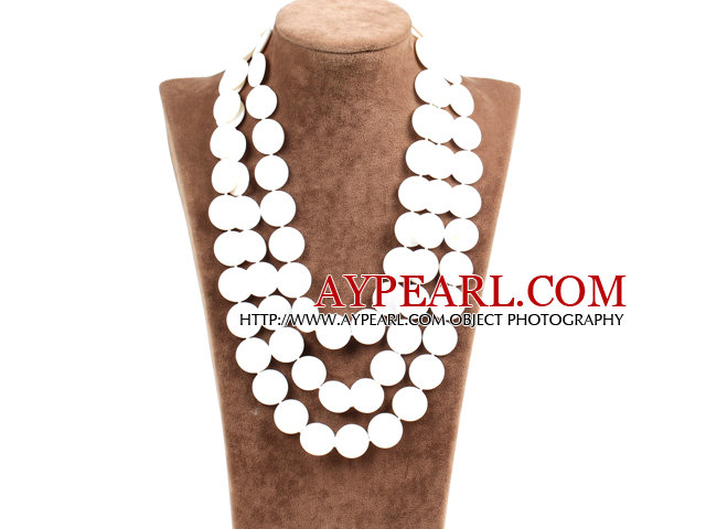 Amazing 3 Disc Shape Strands Natural White Shell Necklace (Kan lages i andre farger)