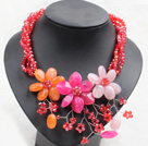 Grasiøs Mutli Strand Bright Red Crystal perler Multi Color Flower partiet halskjede