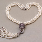 Fashion Multi Twisted Strands Natural White Freshwater Pearl pärlor halsband med strass och lila leopard tofs Halsband