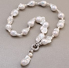 Mode Natural White Freshwater Pearl Pendant Nuclear And Charm Necklace