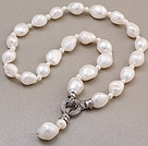 Fashion Natural White Baroque Freshwater Pearl Knotted Charm Pendant Necklace