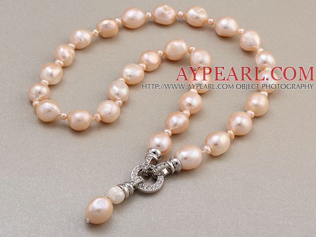 Mode Naturliga rosa barocka sötvattens Knutna Pearl Charm hängande halsband