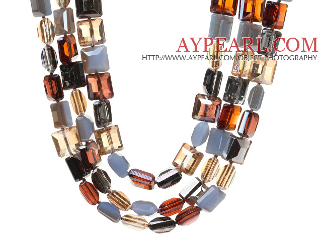 Fashion Tre Strands Square Shape FlerfärggladaCrystal pärlor halsband med magnetlås