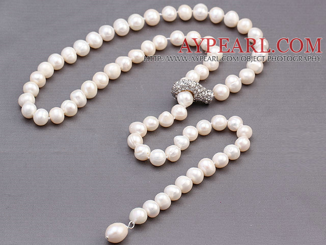 Belle naturelles 8 - 9mm blanc perle d'eau douce collier de perles avec strass métal fermoir