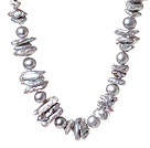 Belle Single Strand gris naturel irrégulier Blister eau douce collier de perles