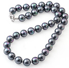 Populære 10mm runde svart Seashell Perler håndknyttet Strand kjede med Moonight Clasp
