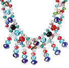 Fantastiskt vacker Multi Color Facted Crystal Pärlor Party Halsband med Tassel