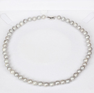 8-9mm Natural Round Gray Freshwater Pearl Beaded halskjede for kvinner