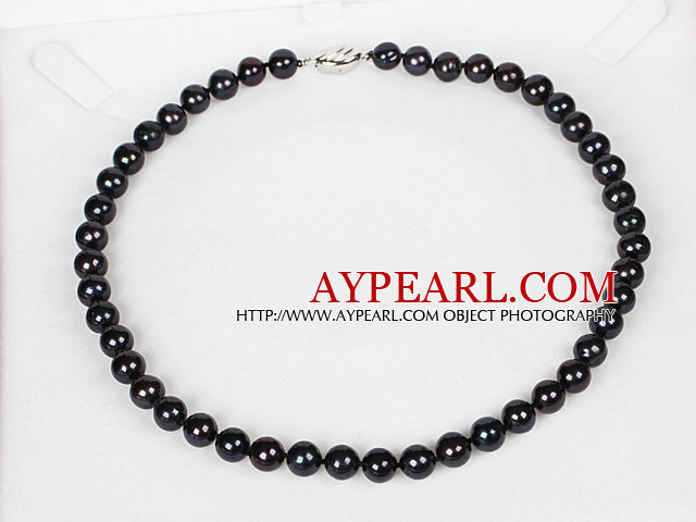 8-9mm Natural Round Black Freshwater Pearl Beaded Necklace for Women