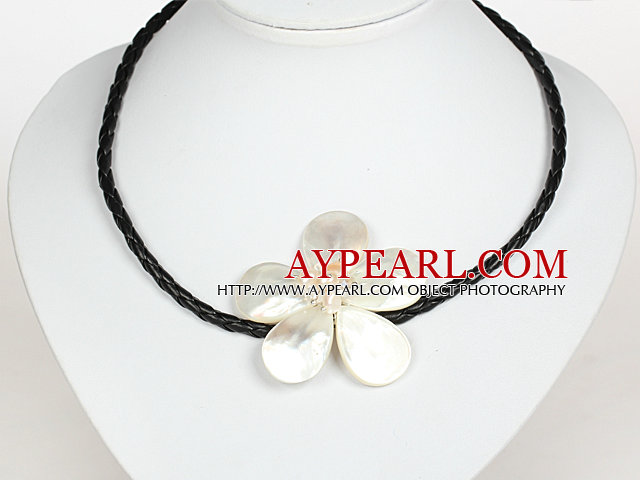 White Pearl Crystal and Sea Shell Flower Necklace with Magnetic Clasp