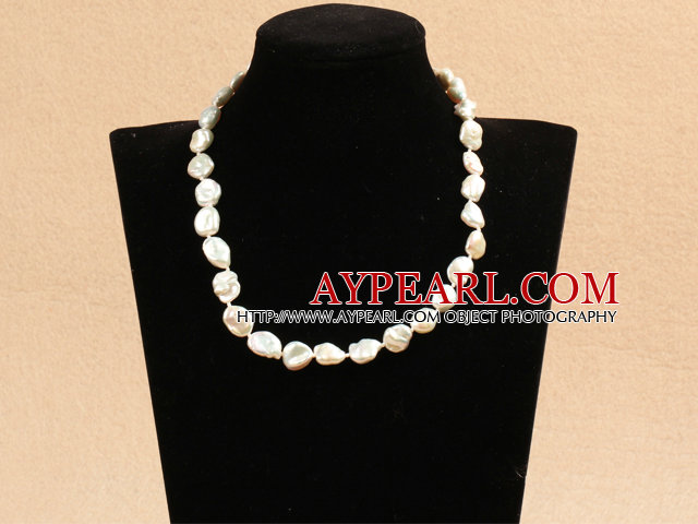 Best Mother Gift Graceful Uregelmessig Shape Natural White Rebirth Pearl partiet halskjede