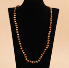 Enkelt Long stil Natural Brown Potato Shape Pearl Necklace / genser Chain