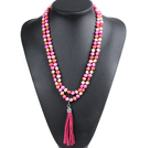 Mode Het Försäljning Potato Shape Natural Pink Rose Red Orange Pearl Långt halsband med Mocka Tassel (Tassel kan tas bort)