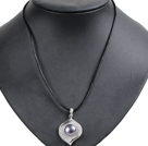 Wholesale Simple Elegant Natural Big Black Freshwater Pearl Alloyed Leaf Pendant Leather Necklace