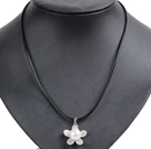 Wholesale Simple Elegant Natural Big White Freshwater Pearl Flower Pendant Leather Necklace