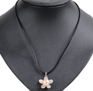 Wholesale Simple Elegant Natural Big Pink Freshwater Pearl Flower Pendant Leather Necklace