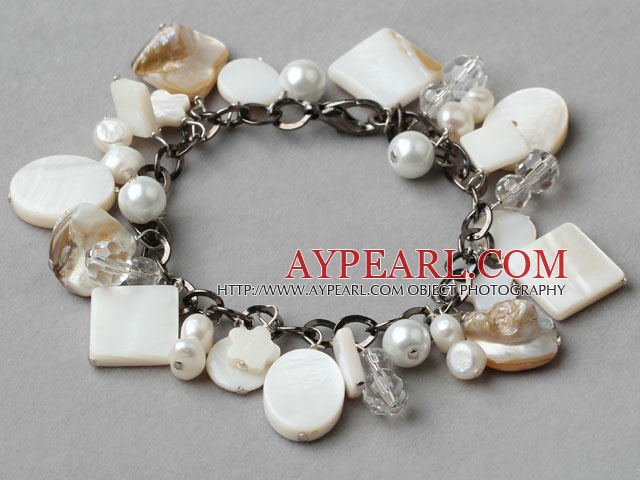 White Series Hvit Ferskvann Pearl Shell og Clear Crystal armbånd med Metal Chain