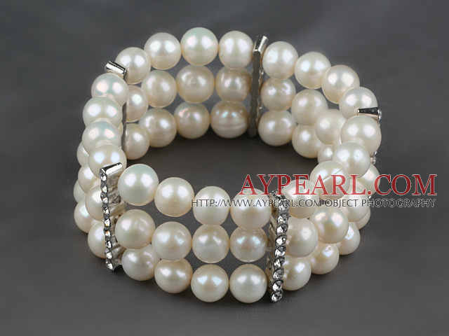 8.5-9mm tre strenger A Grade Natural White Ferskvann Pearl Stretch Bangle armbånd med Rhinestone