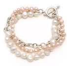 Fashion Style Multi Strand Natural White ja Pink makeanveden helmen rannerengas kanssa Metal Chain