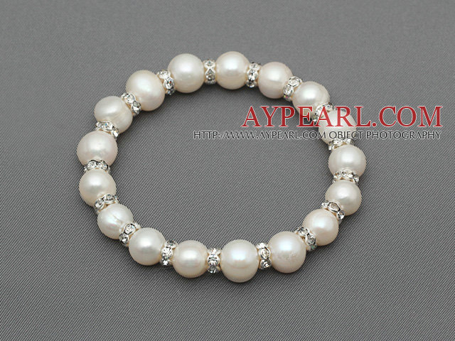 Classic Design Round Natural White Freshwater Pearl og Rhinestone Ring Stretch Bangle Bracelet