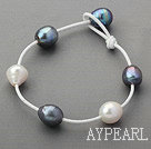 Conception classique de perles d'eau douce Bracelet 11-12mm naturel noir et blanc en cuir blanc perle avec fermoir