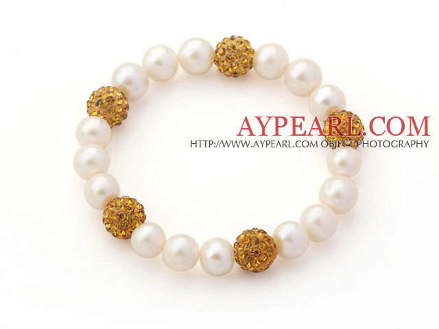 En Grade Rund Vit Sötvatten Pearl och gul gyllene färg STRASS Ball Stretch Beaded Bangle Armband