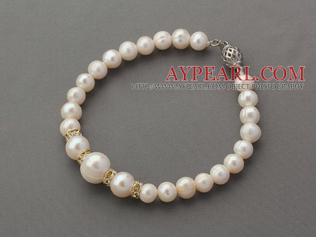 Rund Vit Sötvatten Pearl pärlstav armband med gula Spacer Color STRASS Tillbehör