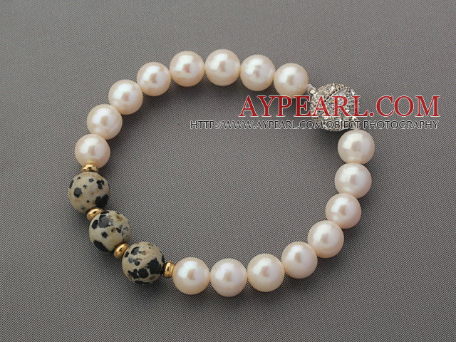 A Grade Round White Freshwater Pearl and Spots Stone and Golden Color Metal Beads Bracelet