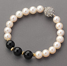 A Grade Round White Freshwater Pearl and Black Agate and Golden Color Metal Beads Bracelet