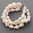 Tre rader Oregelbunden Rice Form White Pearl Armband