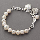 Fashion Style White Round Freshwater Pearl Bracelet with Silver Color Metal Chain and Heart Shape Rhinestone Accessory