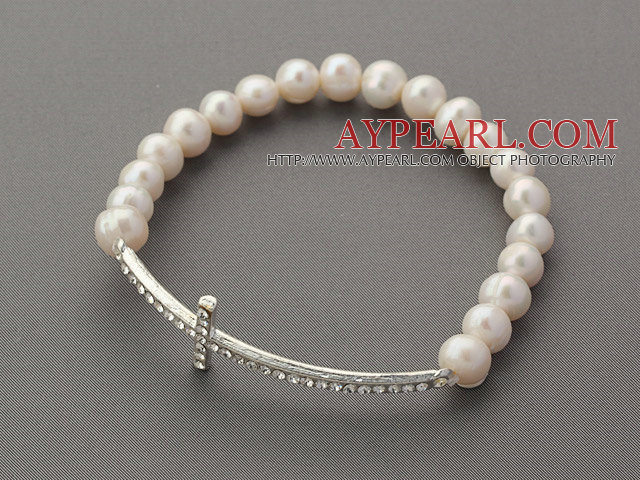 6-7mm White Freshwater Pearl and Sideway/Side Way White Rhinestone Cross Beaded Stretch Bracelet