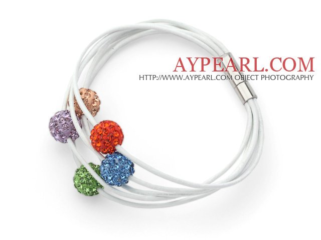 Multi Color Round 10mm Rhinestone Ball og hvitt skinn armbånd med magnetisk lås