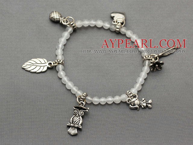 schöne weiße Jade und Multi tibet silver leaf Eule Herzen Charme Perlen Armband