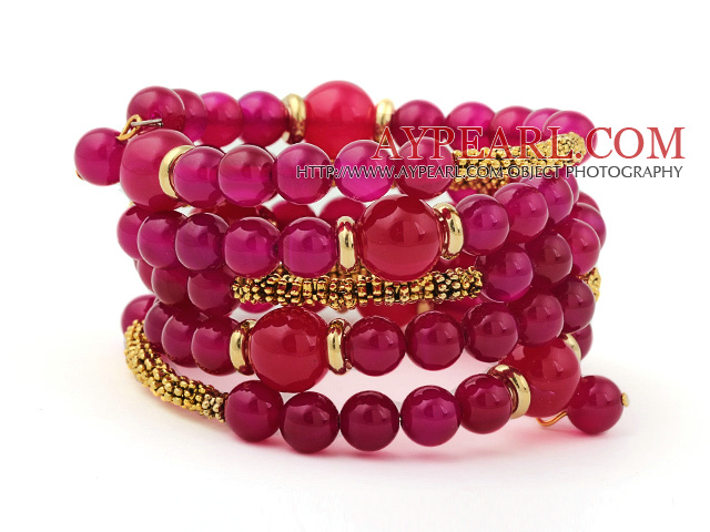 Classic Multilayer Round Rose Agate og Golden Tube Charm Beaded Bangle Bracelet