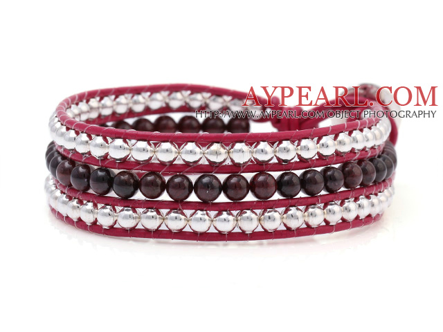 Muoti Monikerroksinen 4mm kierroksen Garnet Ja Hopea Helmet käsinsolmittuja Red Leather Wrap rannerengas