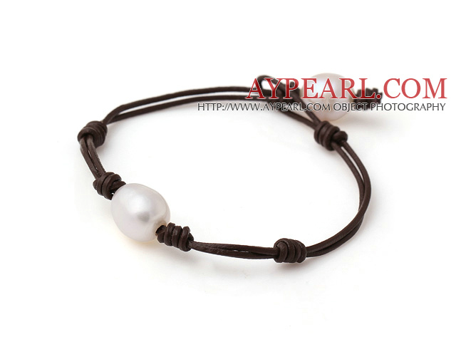 Trendy Simple Style Single Strand White Freshwater Pearl Leather Bracelet