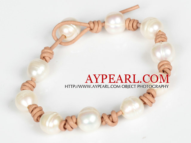 10-11mm weiße Frischwasserperlen-Leder-Armband mit Perle Verschluss